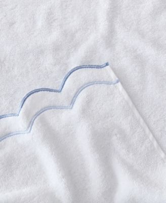 Scallop Cotton Hand Towel, 27" x 16"