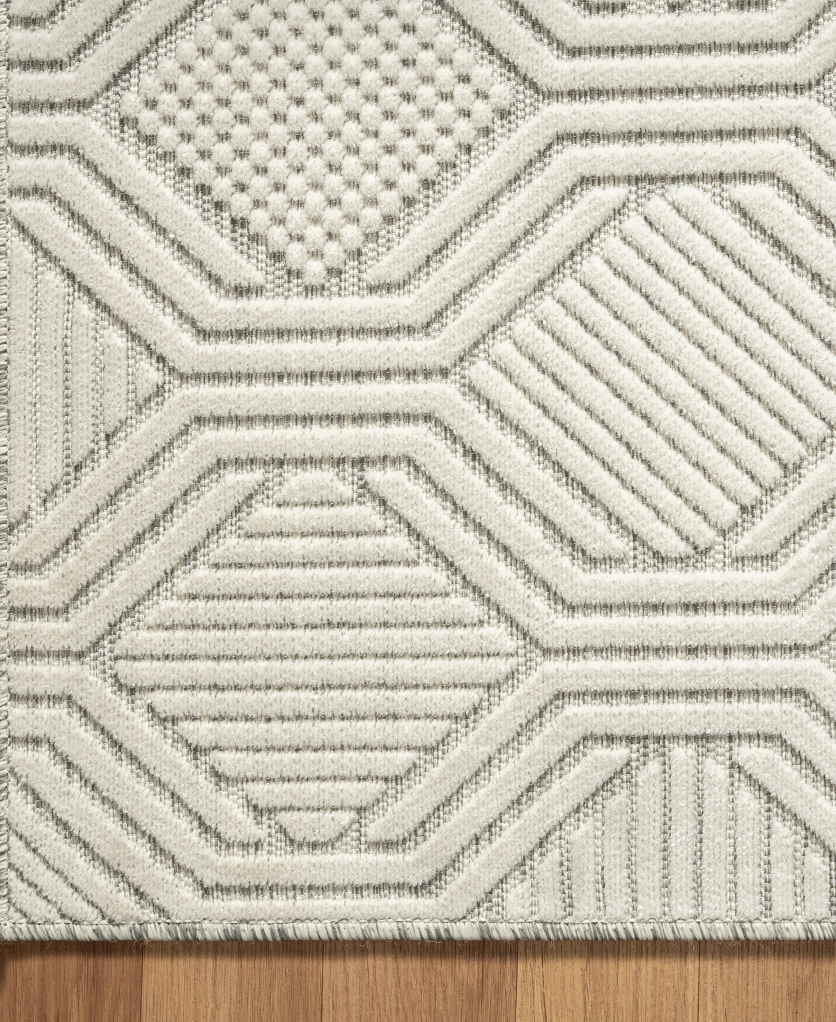 Lr Home Closeout! Vance VERND8210D Outdoor Area Rug - Ivory