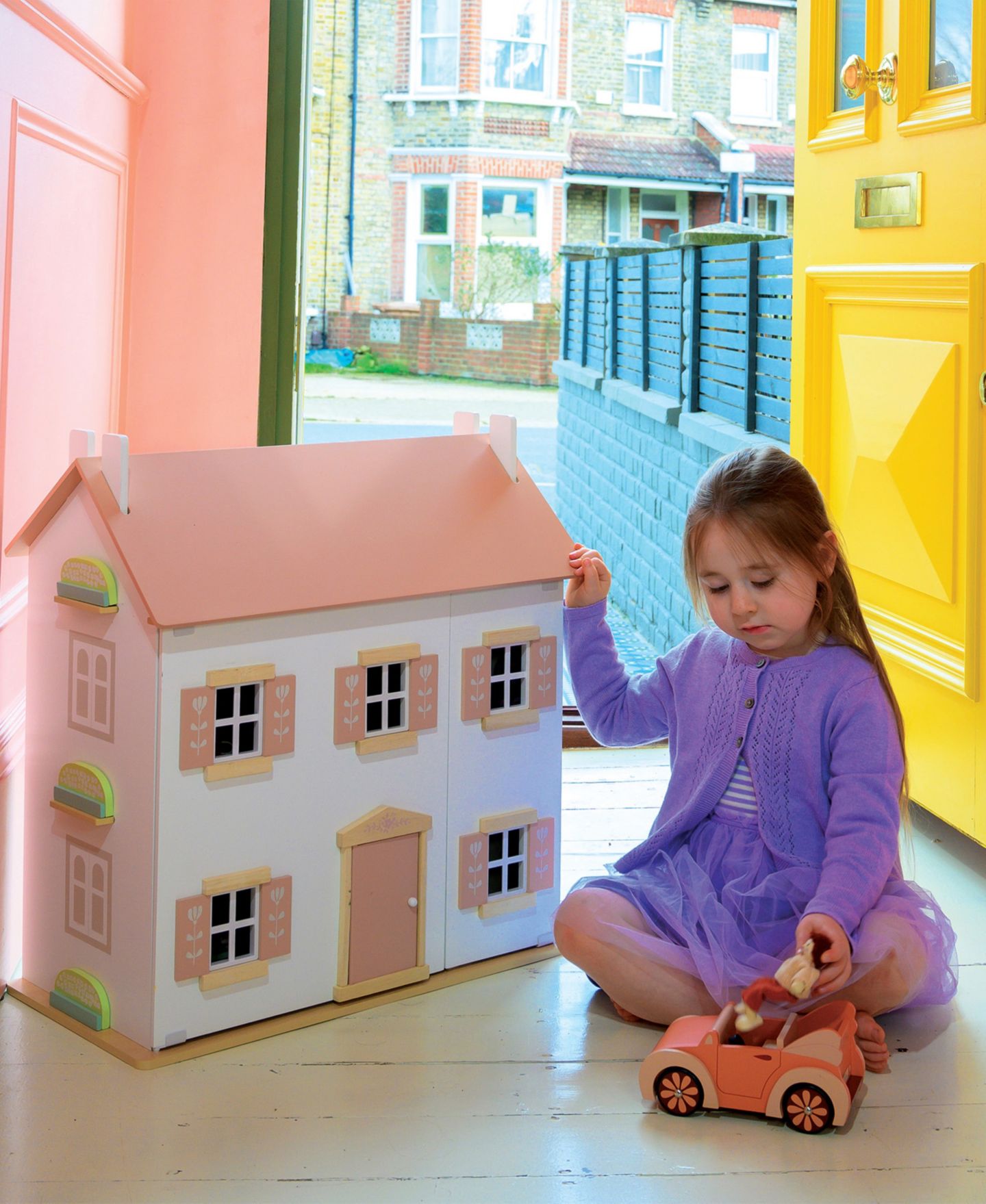 Двухэтажный деревянный кукольный домик Mentari Toys Clover, 60 x 33.5 x 62.5 см, 3+ — фото 7