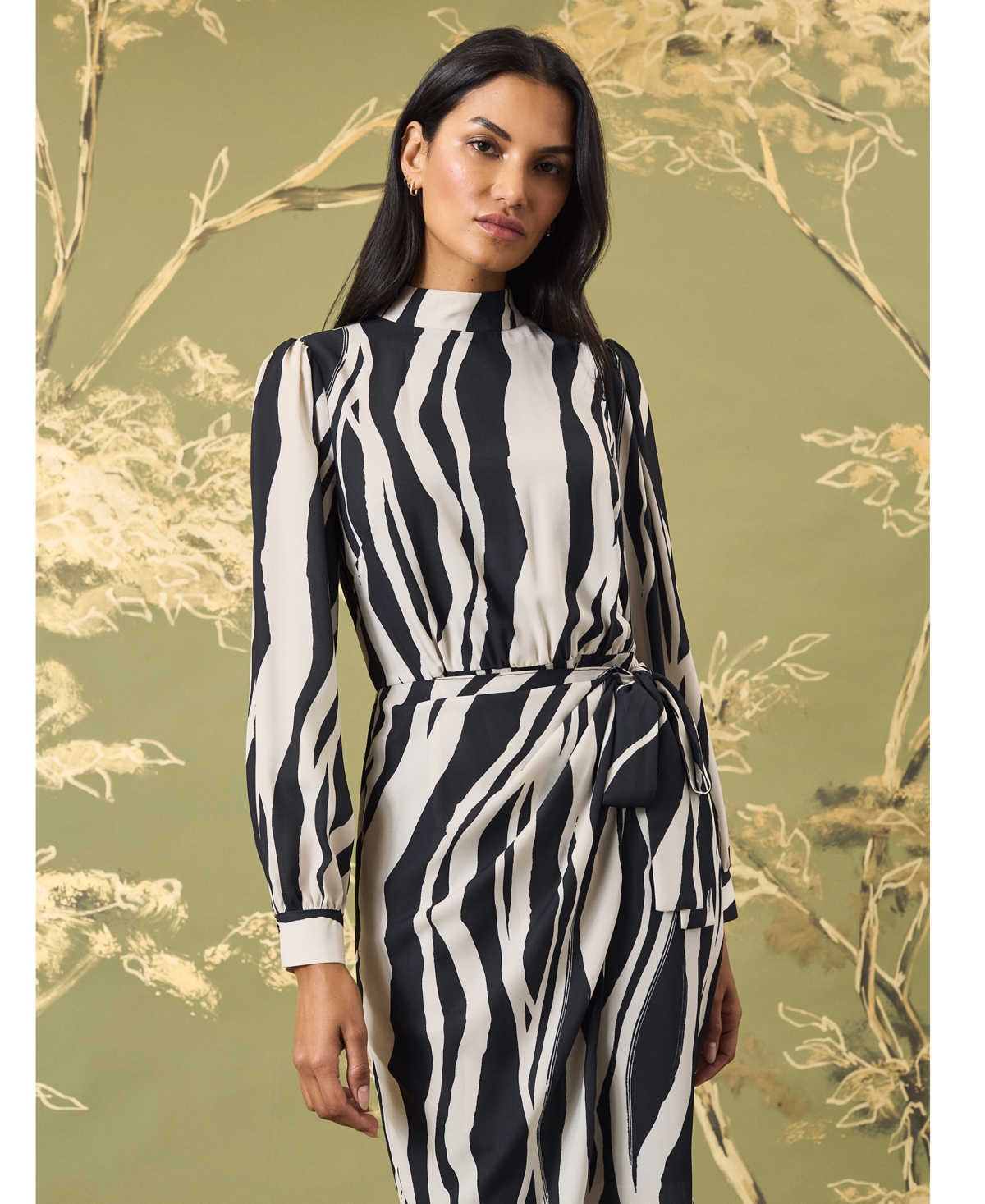 Maggy London Women's Printed Turtleneck Tulip-Skirt Dress -cream