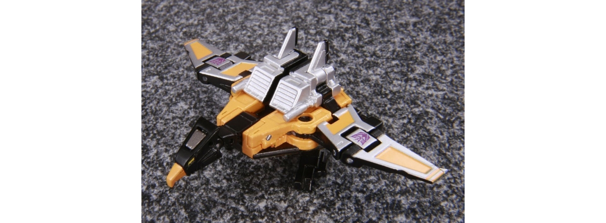 Transformers Mp-16 Frenzy and Buzzsaw Masterpiece
