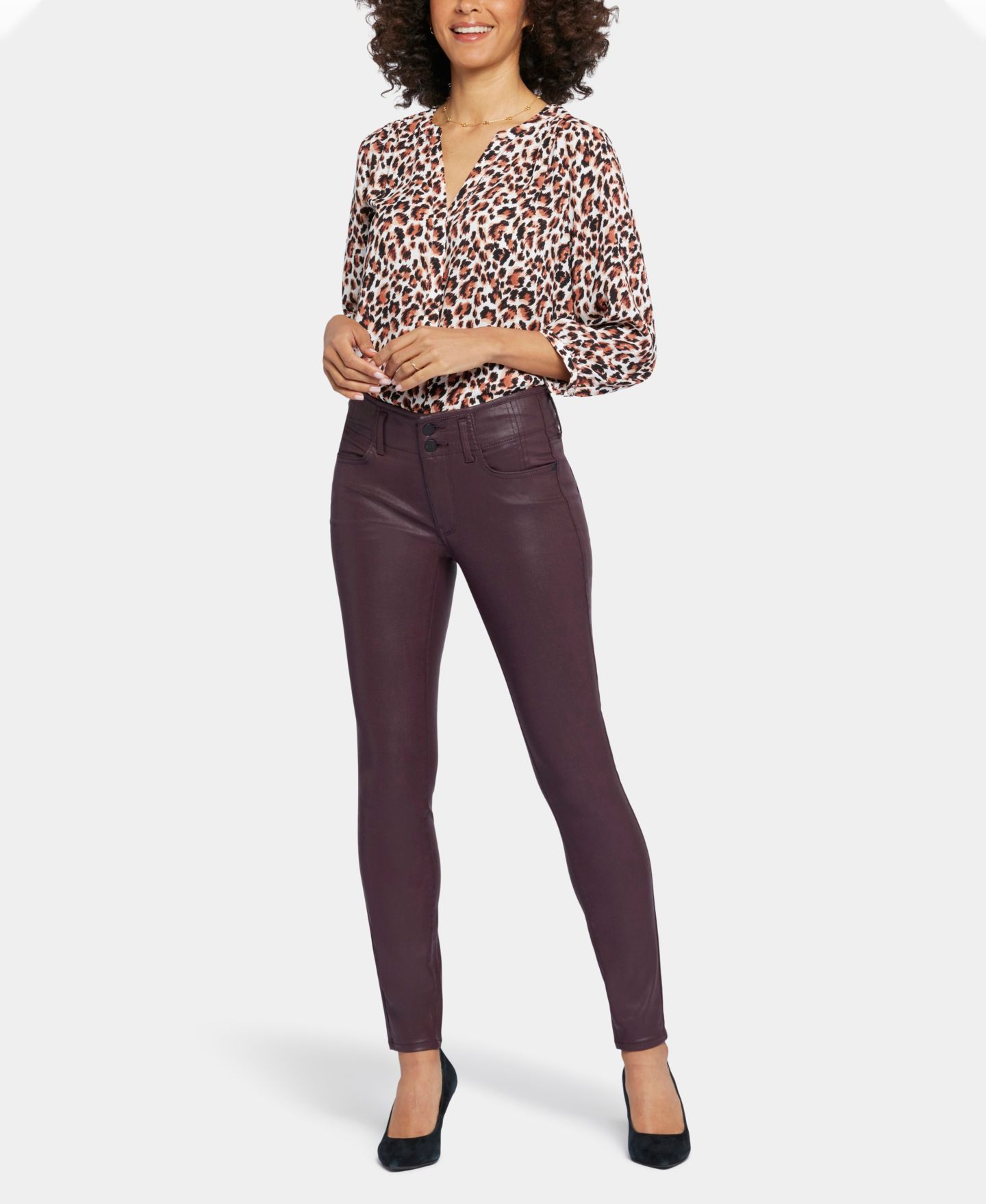 Женские джинсы NYDJ Coated Ami Skinny, цвет: Тёмный вишнёвый — фото 1