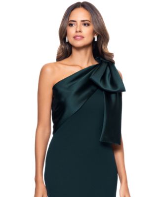 Women's Bow-Trimmed One-Shoulder Gown
