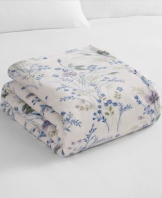 Wildflower Plush Throw, 50" x 70"