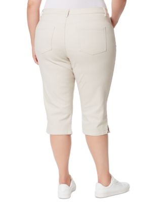 Plus Size Capri Jeans