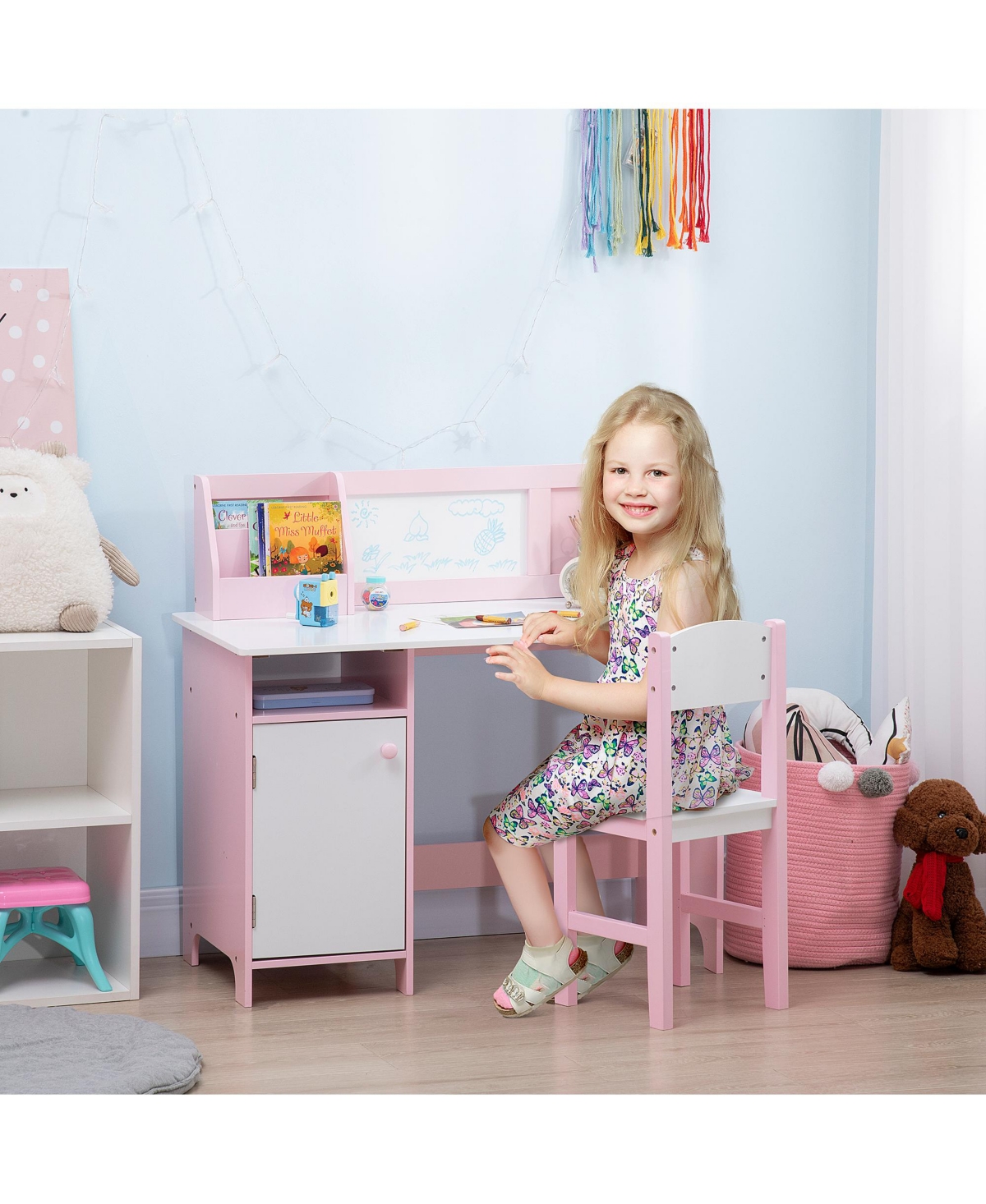 Qaba Toddler Table and Chair Set, Kids Writing Desk Homework Table,