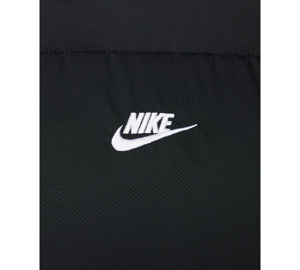 Nike Men's Sportswear Club Quilted Water-Repellent Full-Zip Puffer Vest -white