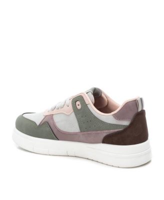 Women's Casual Sneakers
