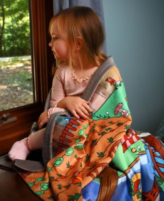 Kids Woodlands Wonderland Collectible Character Seek-and-Find Throw Blanket