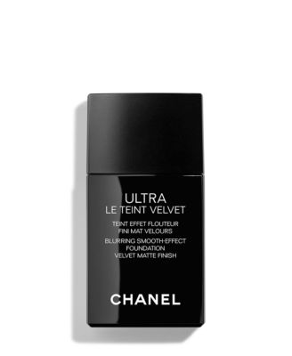 CHANEL - ULTRA LE TEINT VELVET Blurring Smooth-Effect Foundation Velvet Matte Finish, 1 oz.