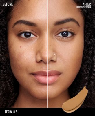 COMPLEXION RESCUE&reg; Natural Matte Tinted Moisturizer Mineral SPF 30