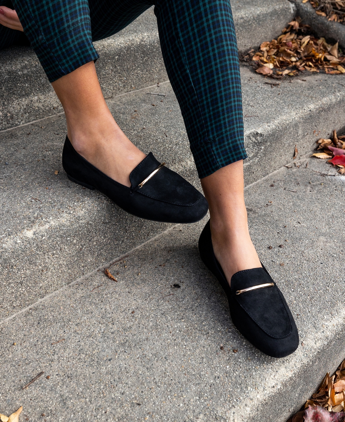 Journee Collection Women's Wrenn Slip On Loafers In Snake