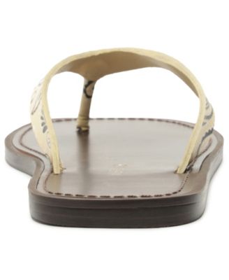 Women's Paislee Round Toe Flat Sandals