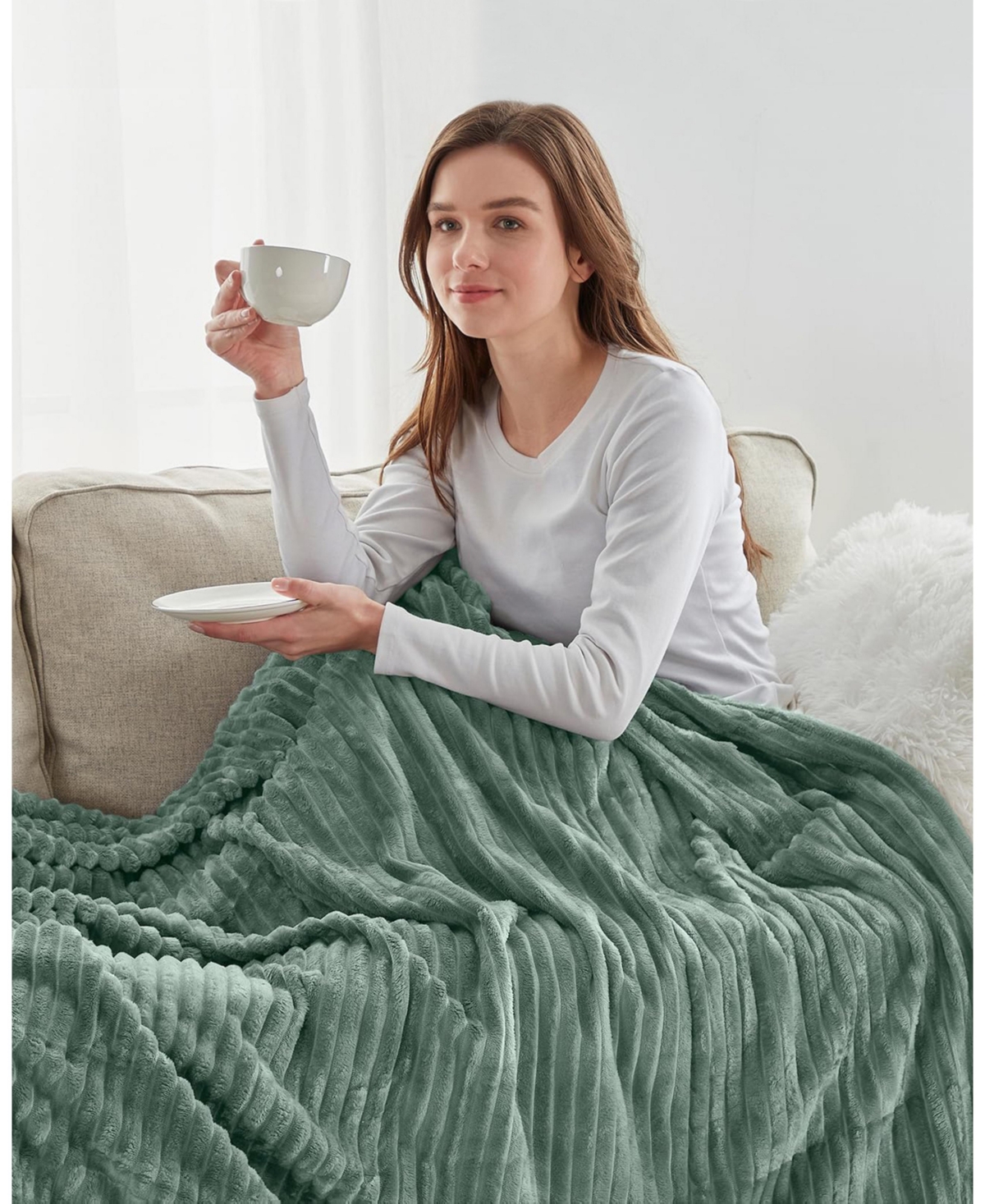 Nestl Cut Plush Lightweight Super Soft Luxury Bed Throw, 50" X 60" In Sage Green