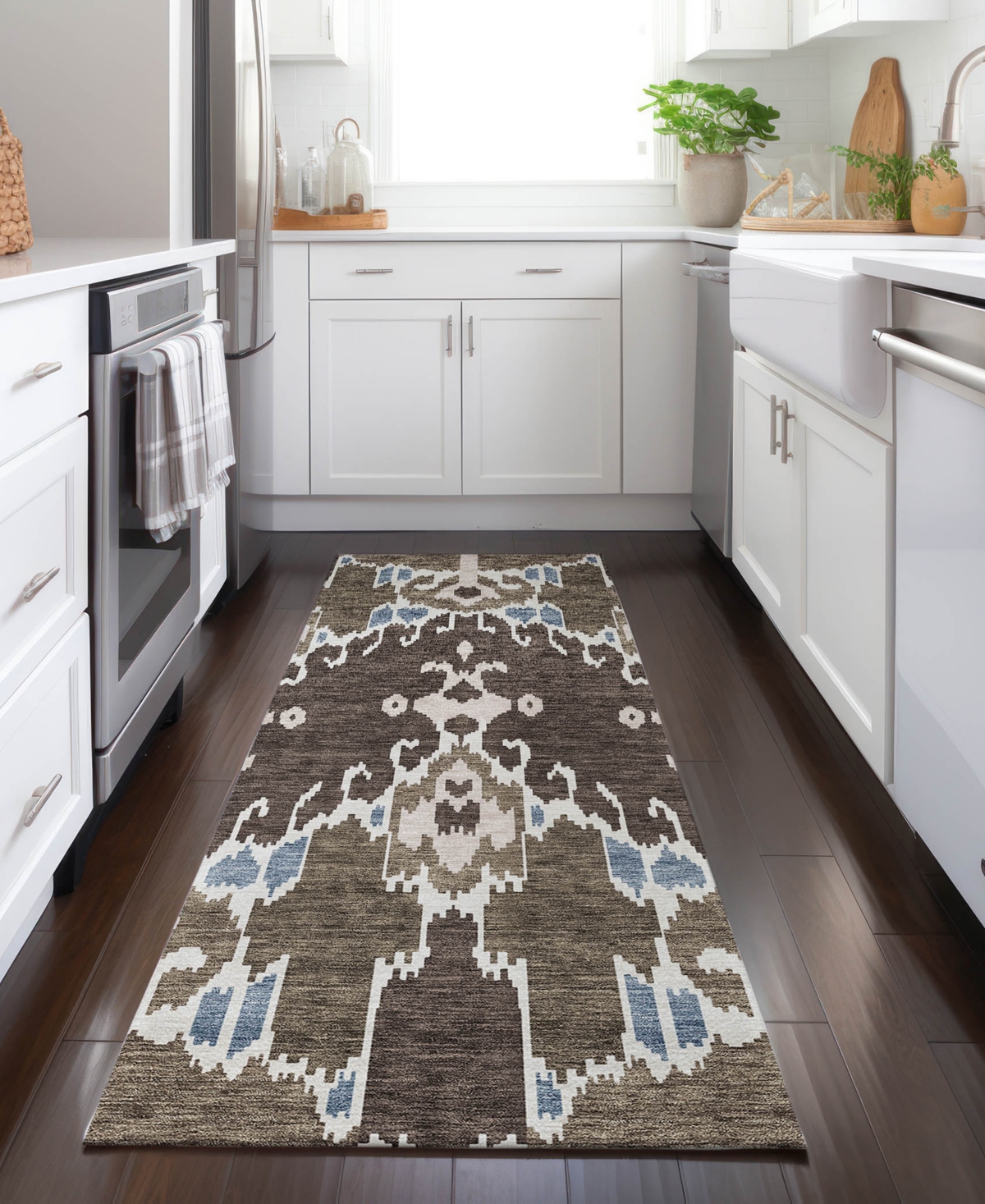 Addison Chantille Acn748 2'3"x7'6" Runner Area Rug In Cocoa