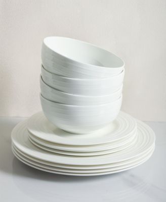 Eleanor 16 Pc. Dinnerware Set, Service for 4