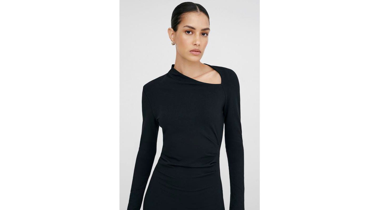 Женское платье Marcella Marla Fitted Bodice A-Line V-Neck Midi with Back Slit, цвет: Чёрный — фото 5