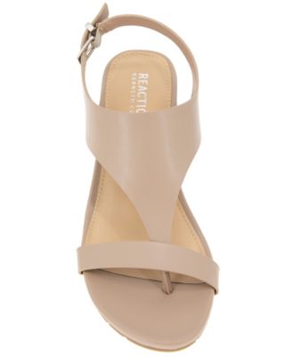 Women's Greatly Thong Almond Toe Wedge Sandals