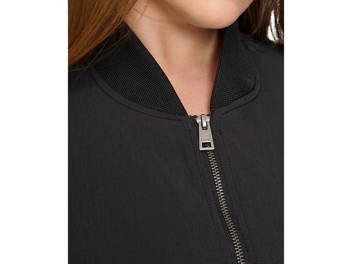 Женская куртка Levi's Trendy Plus Size Lightweight Zip-Front Bomber, цвет: Чёрный — фото 6
