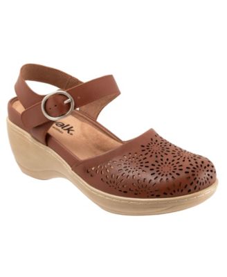 Mabelle Perf Clog