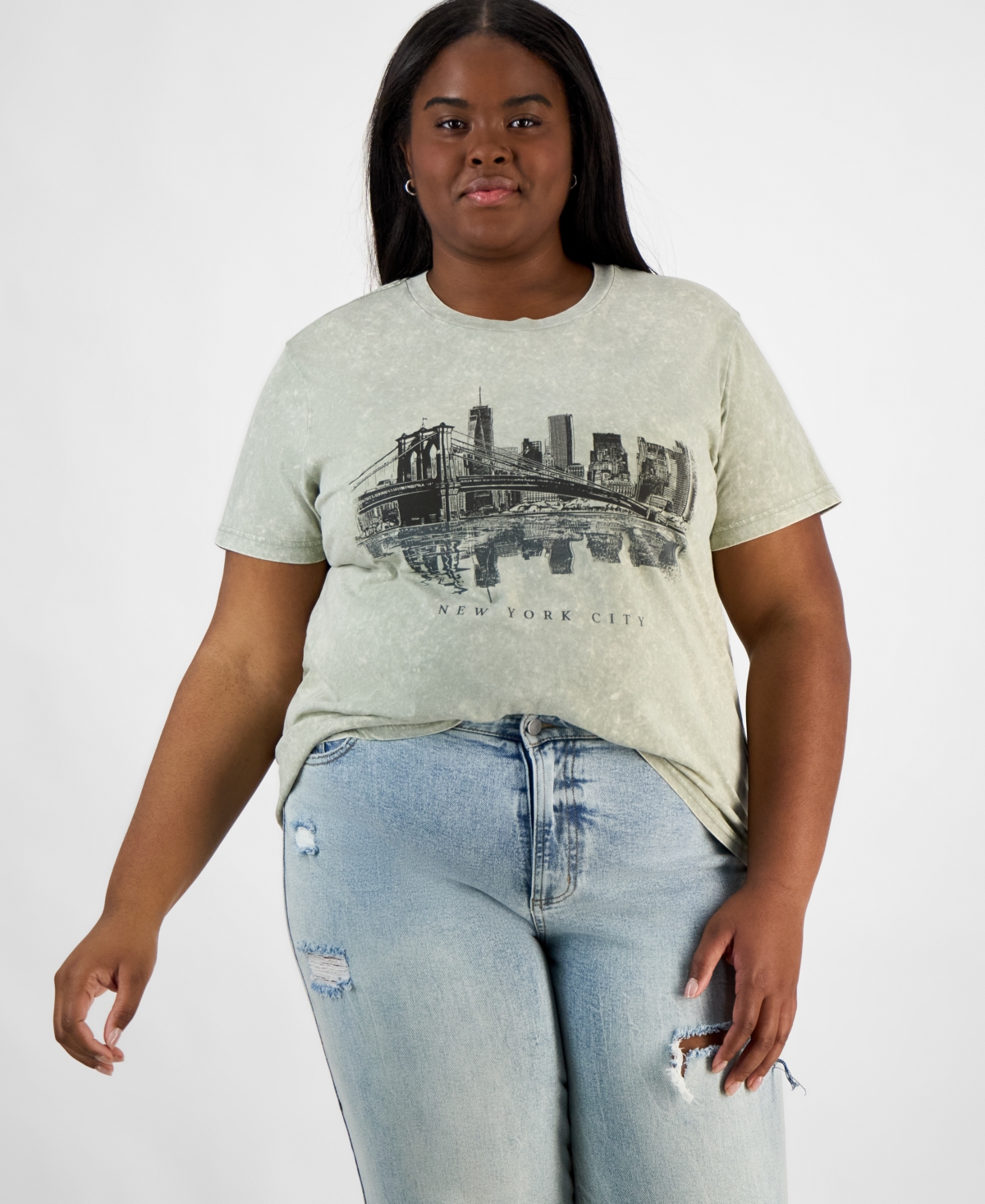 Trendy Plus Size Nyc Skyline Graphic T-Shirt - Desert Sage Min Wash