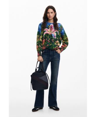 Women's Medium backpack with topstitching