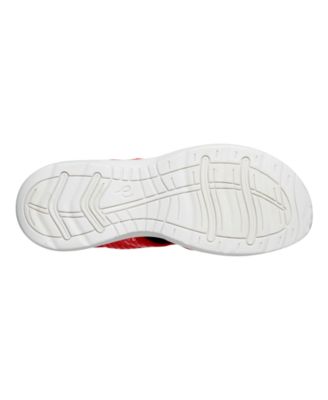 Women's Traciee Lightweight Flat Easy-On Sandals