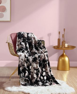 Classic Floral Ultra Soft Plush Fleece Throw, 70" X 50"