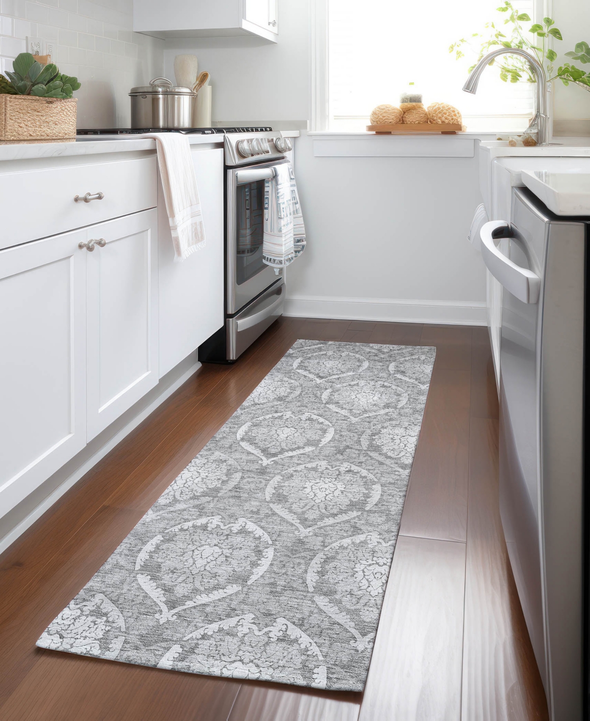 Addison Chantille Acn810 2'3"x7'6" Runner Area Rug In Gray