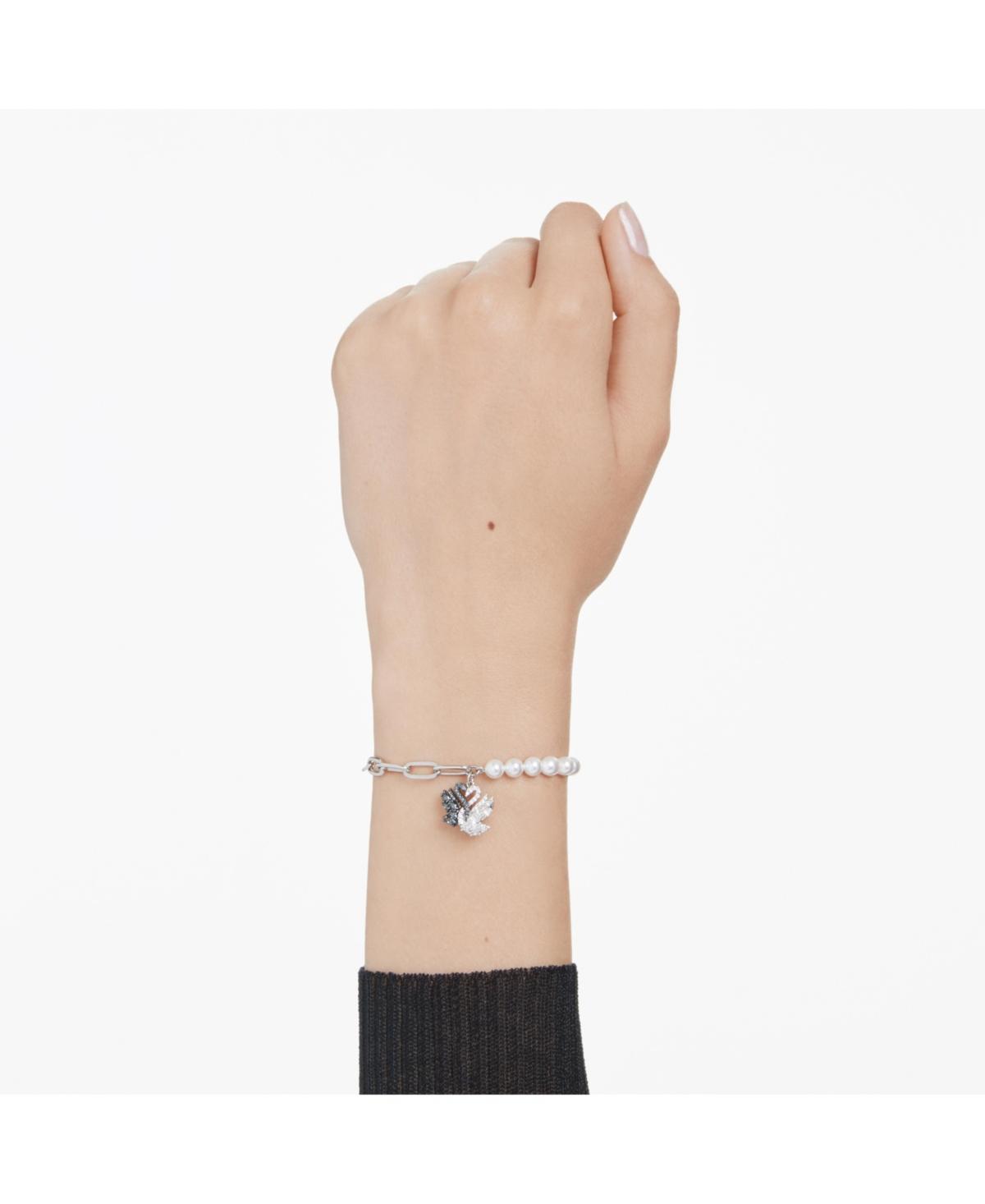 Swarovski Swan Mixed Crystal Pearl Bracelet In Black,white