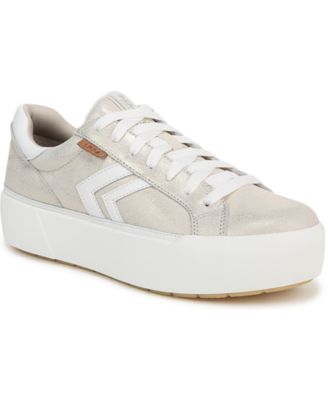 Women's Young And Free Lace Up Platform Sneakers
