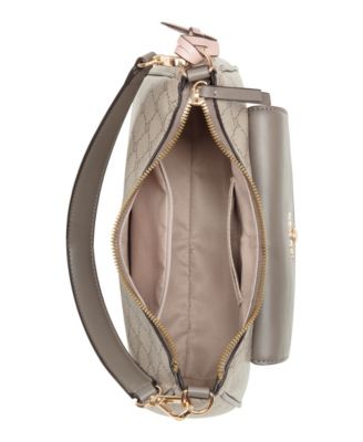 Caireann Medium Shoulder Bag