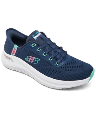 Skechers