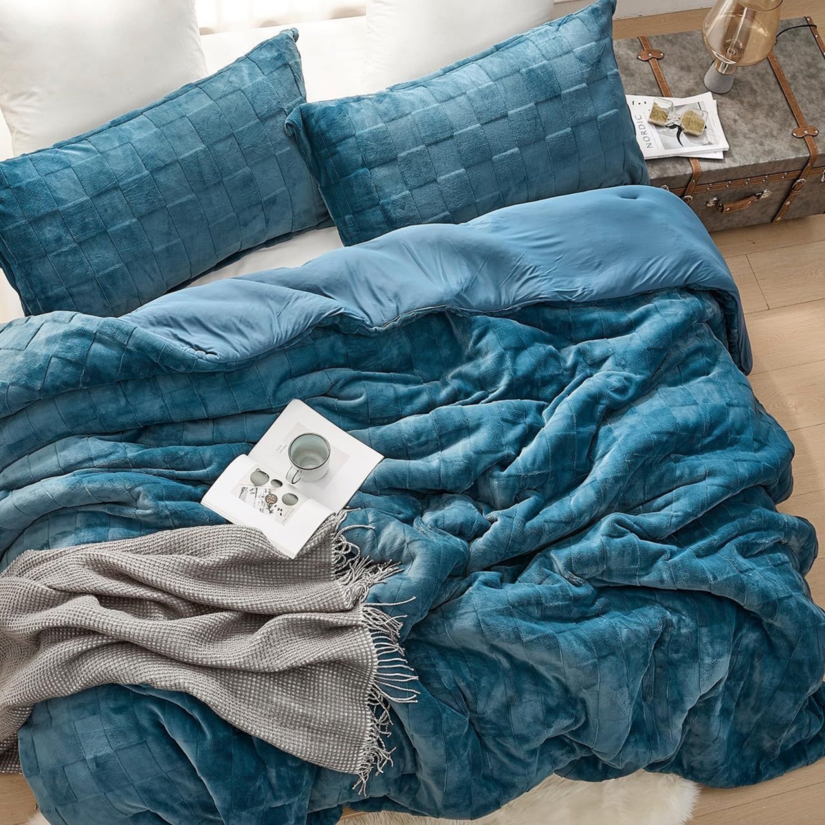 Better Than Anesthesia - Coma Inducer Oversized Comforter Set - Indian Teal , Brown