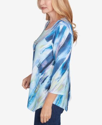 Women's Classic Diagonal Brushstroke Top with Necklace