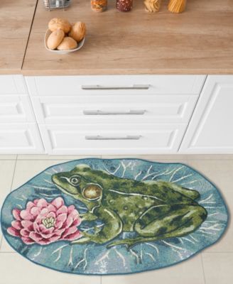 Esencia Frog and Lotus 2'1"x3'3" Novelty Area Rug