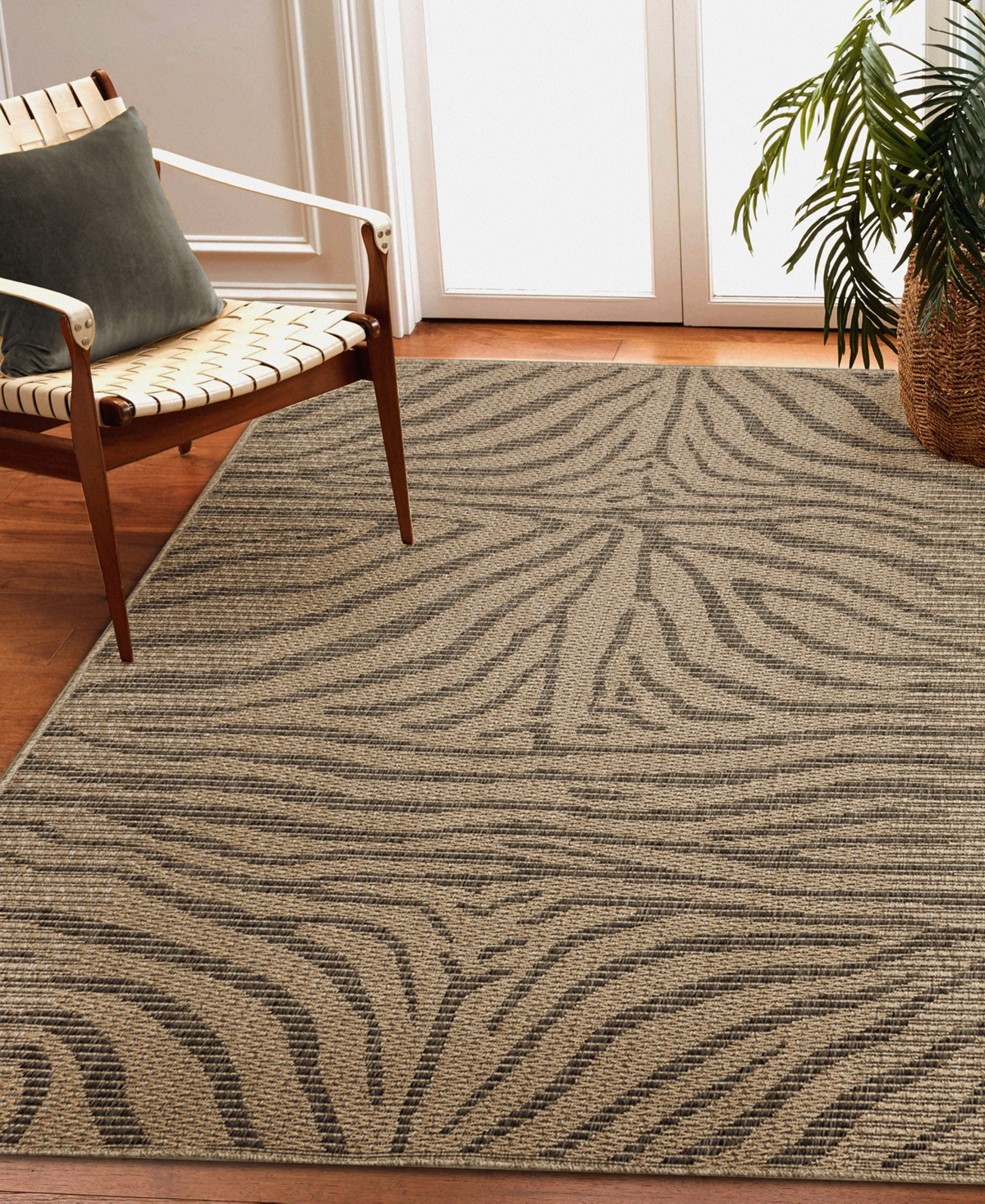 Liora Manne Monaco Zebra 7'10"x7'10" Square Area Rug In Taupe