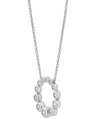 Diamond Graduated Bezel Circle Pendant Necklace (1/5 ct. t.w.) in 14k White Gold, 16" + 2" extender