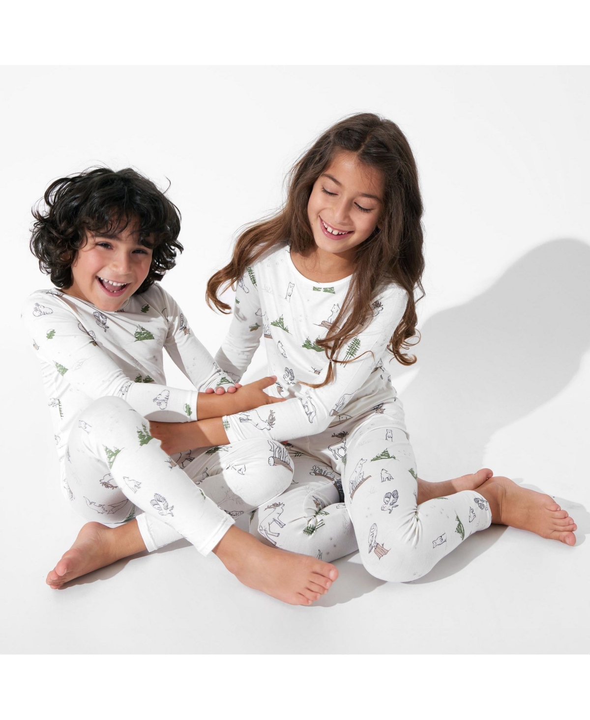Bellabu Bear Kids Unisex Kids Winter Forest Animals Set Of 2 Piece Pajamas In Winter Forest Animals