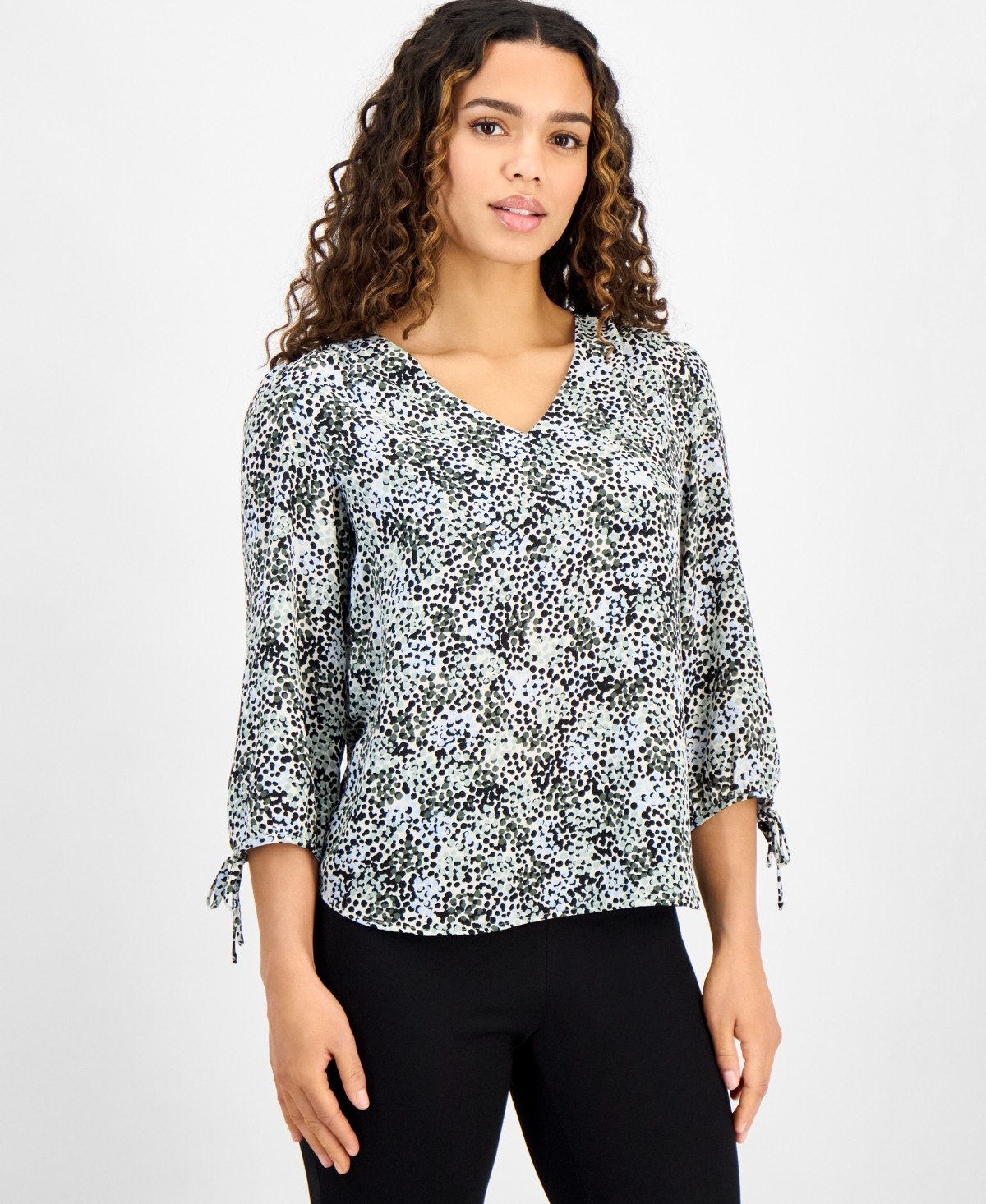 Women's Printed V-Neck Blouse - Soft Aloe Multi
