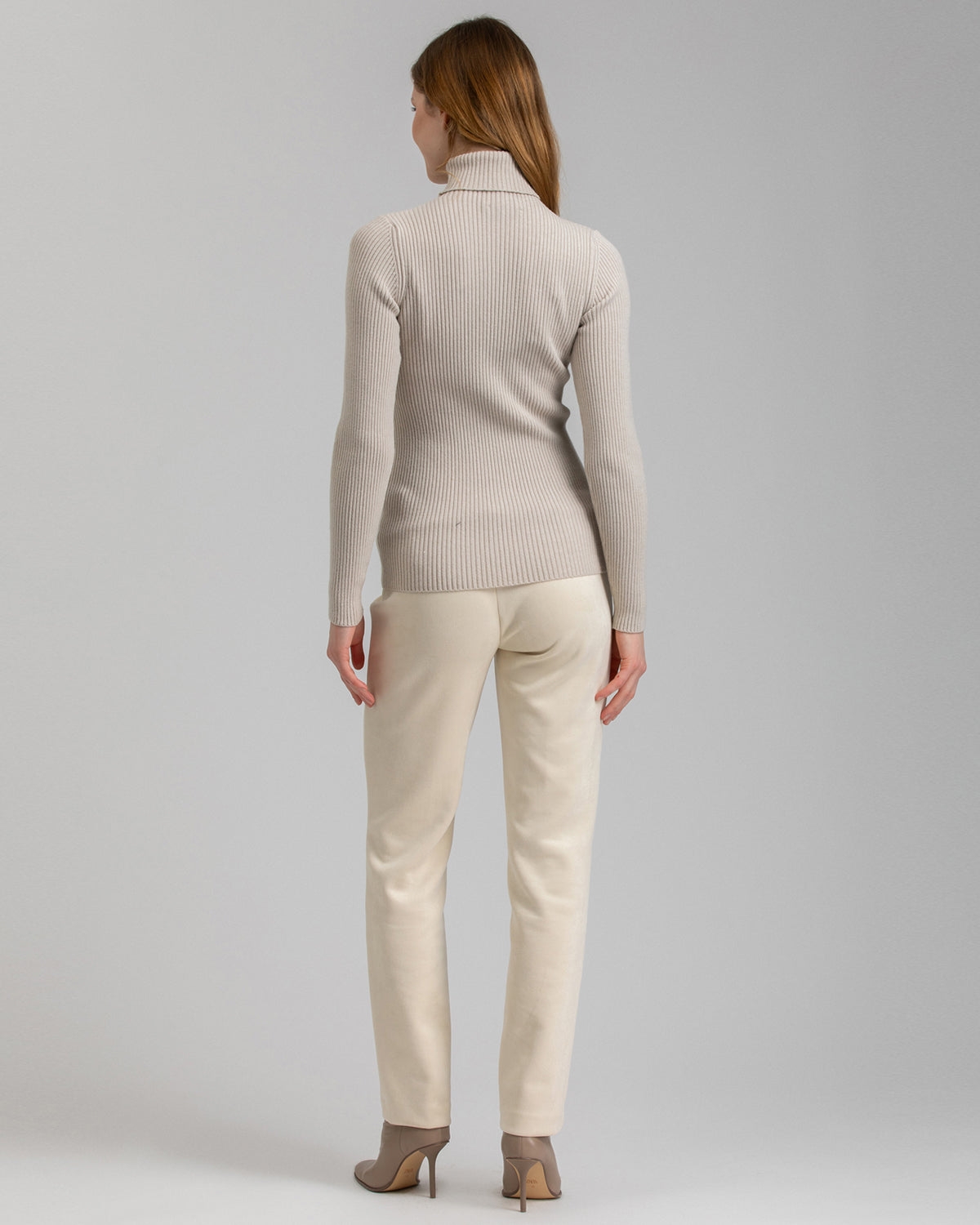 Pietro Brunelli Maternity Maternity Long Sleeve Turtleneck Rib Knit Jumper Aurora In Chalk