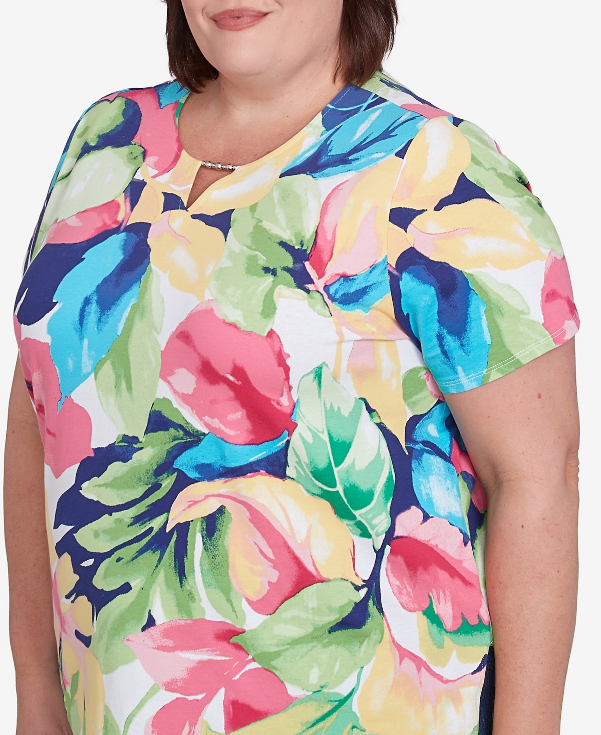 Alfred Dunner Plus Size Tropical Leaf Split Beaded Neck Top In Bright