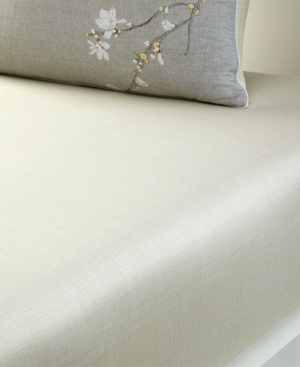 Boss Home By Hugo Boss Almond Flowers 300 Thread Count Cotton Fitted Sheet, Queen In Cream