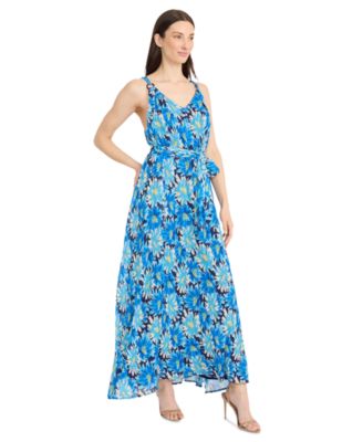 crepe vs chiffon dress Asymmetric ivory crêpe and with embroidery Item:Pants COL-HB-KEY-ITEMS-26 Description Blue A Modest Champagne Bridesmaid Dresses