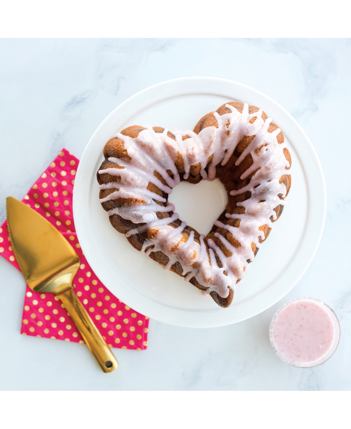 Nordic Ware Cast Aluminum Nonstick 11" Elegant Heart Bundt Pan In Toffee,silver