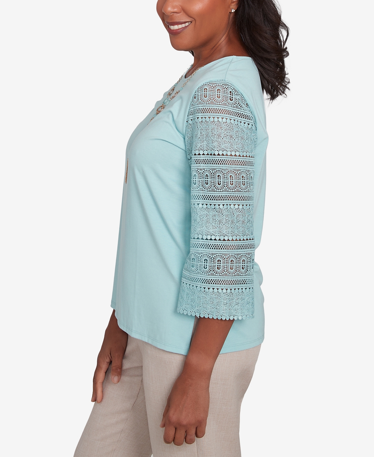 Alfred Dunner Plus Size Kensington Gardens Solid Lace Sleeve Knit Top With Necklace In Pistachio