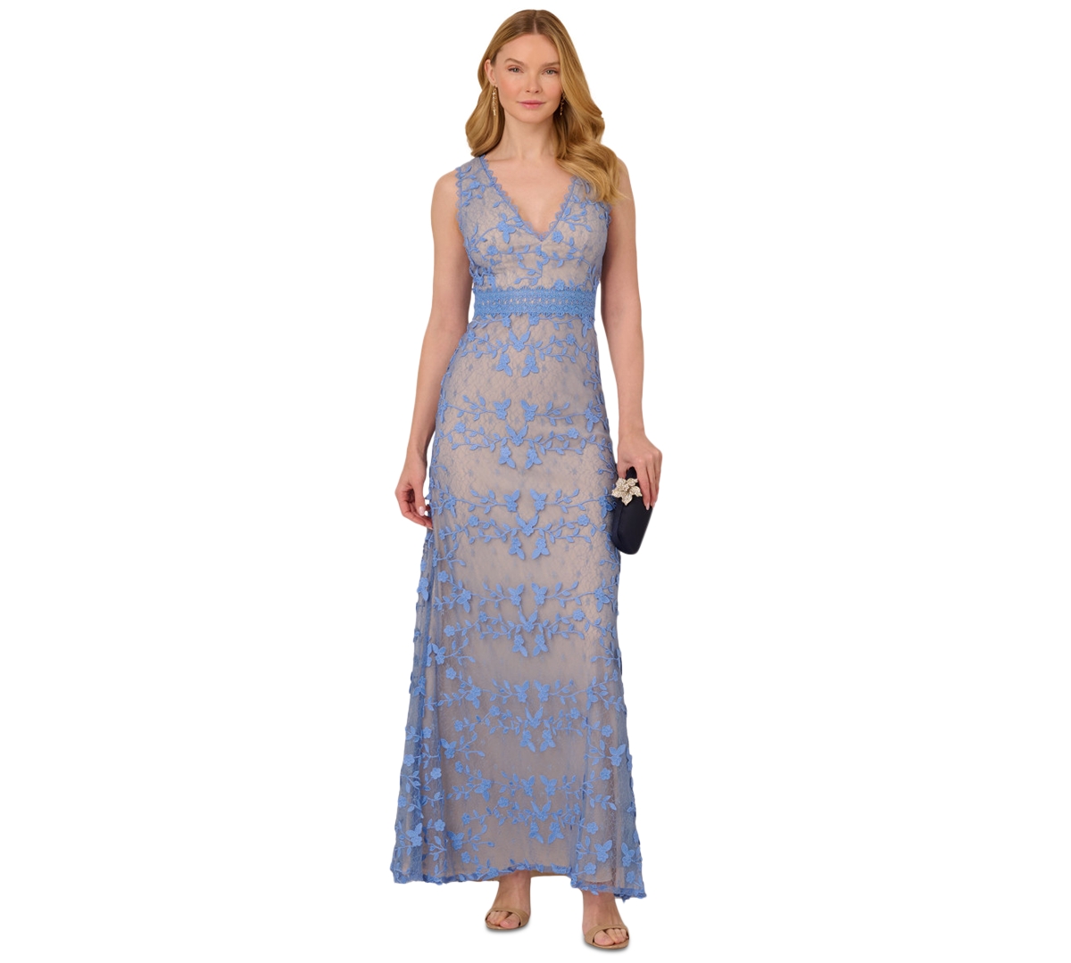 ADRIANNA PAPELL WOMEN'S EMBROIDERED V-NECK LACE GOWN 