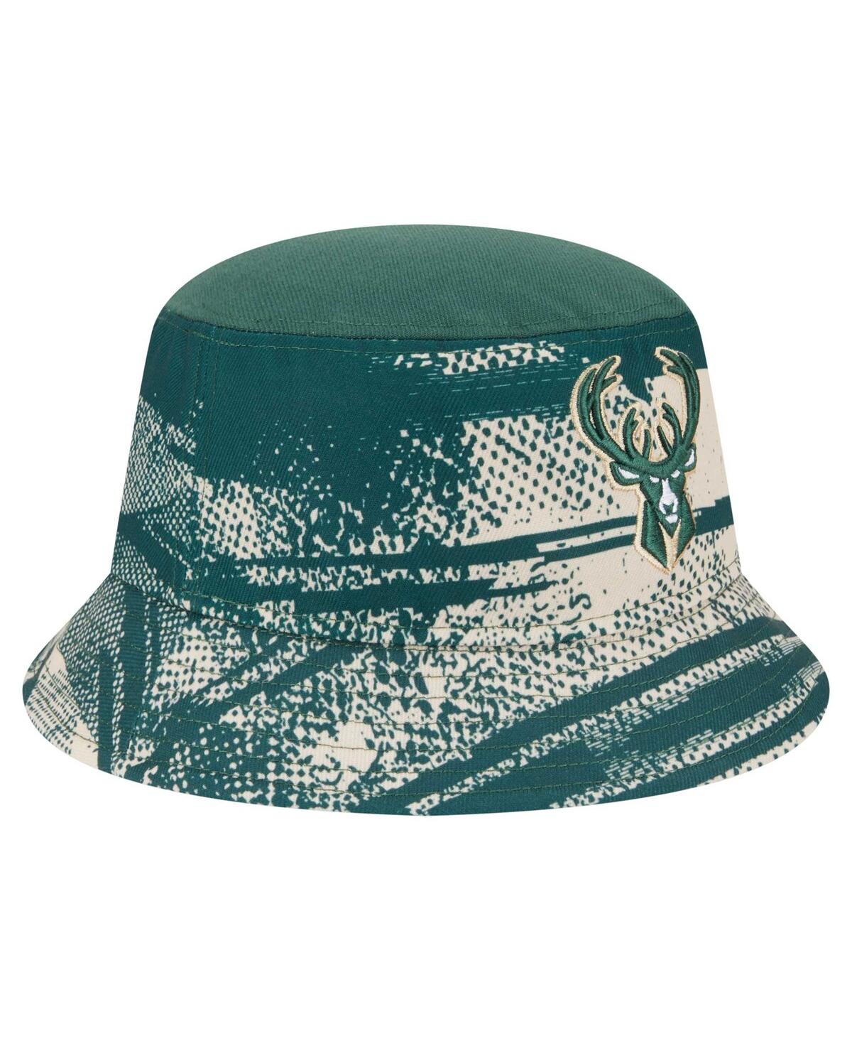 Shop New Era Men's Hunter Green/cream Milwaukee Bucks Tip-off Bucket Hat In Hunter Green,cream