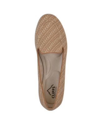 Women's Gutsy Almond Toe Loafers