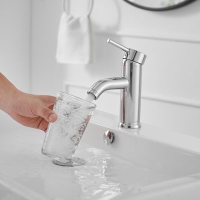 8-inch Single Hole Single-Handle Bathroom Faucet With Pop Up Drain in Polished Chrome